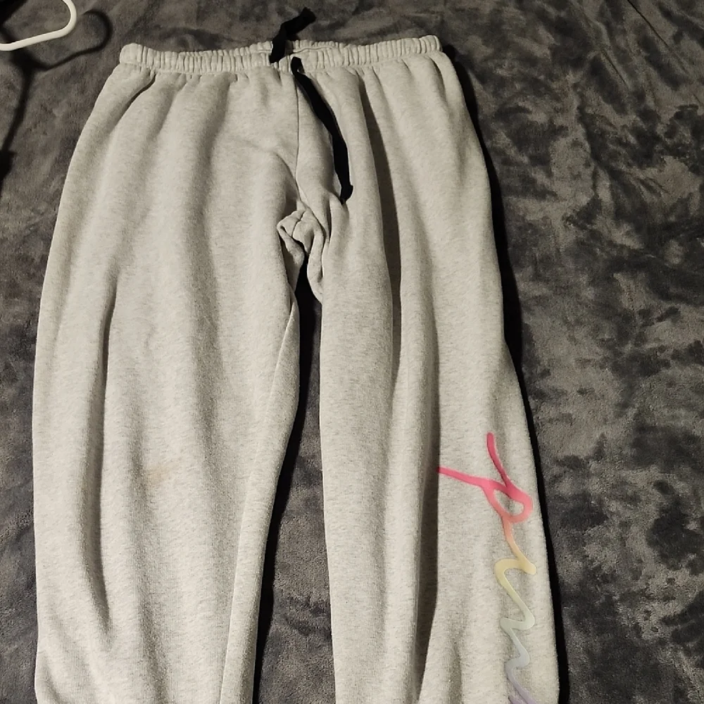 Victoria Secret Pink Grey Sweat Suit ( top And Bottoms) With Pastel Color "PINK" - Picture 7 of 11